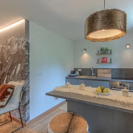 Casa Joelle 쿠르마예